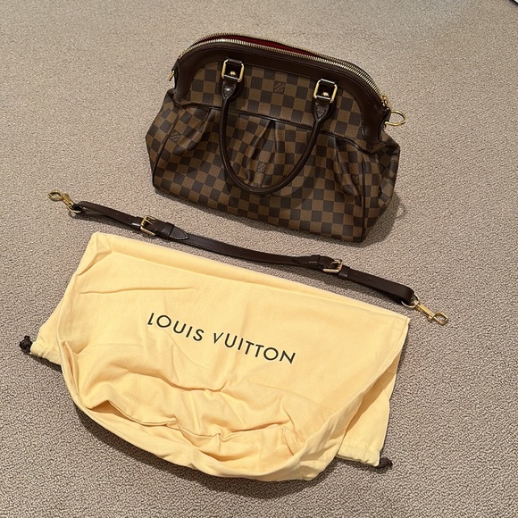 Brand new, never used Louis Vuitton Damier Eben Trevi PM bag - Picture 1 of 14